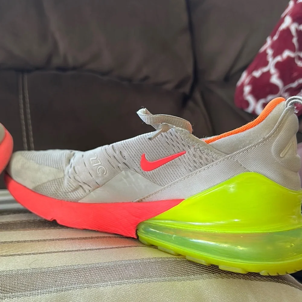 Nike Air Max 270 Desert Sand Sneakers - Picture 10 of 15